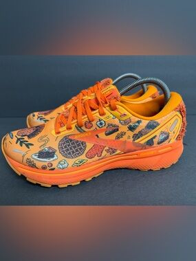 Women’s Brooks Ghost 14 Running Shoes Size 9.5 Thanksgiving Turkey Trot RARE